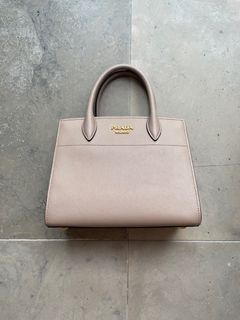 （分類：）位於 。 由 leanna747 提交（商品編號 1243509952，圖片 1）。簡介： 。