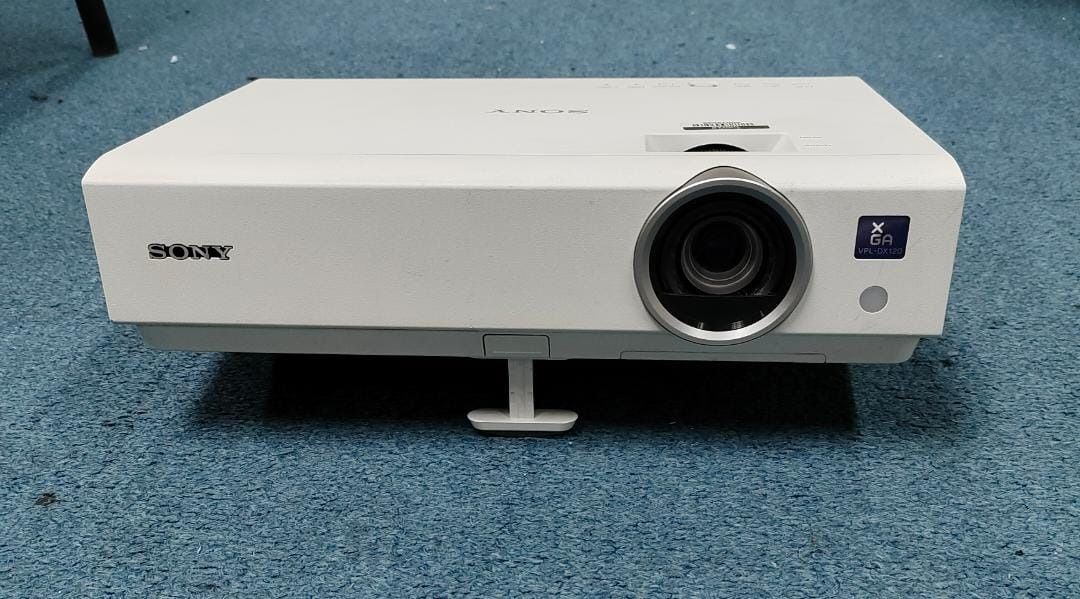 Projector Sony VPLDX140, Computers & Tech, Parts & Accessories, Other