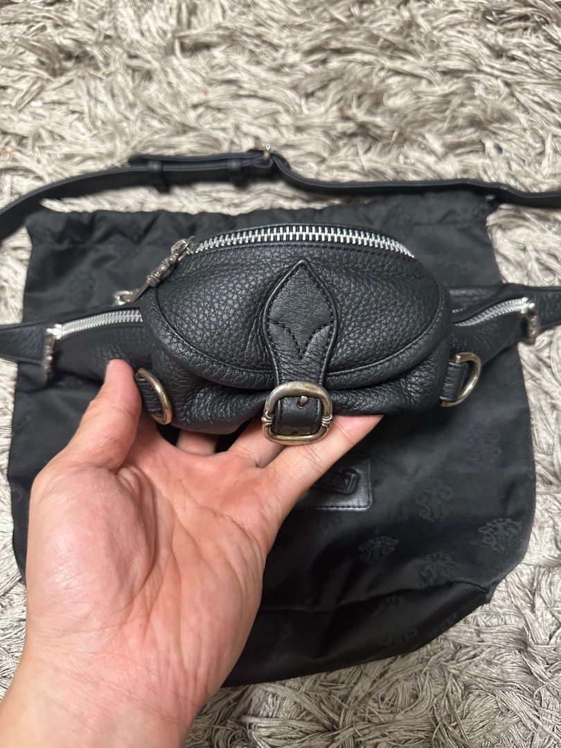 Rare ! Mini size Chrome hearts snap back leather belt bag, 男裝