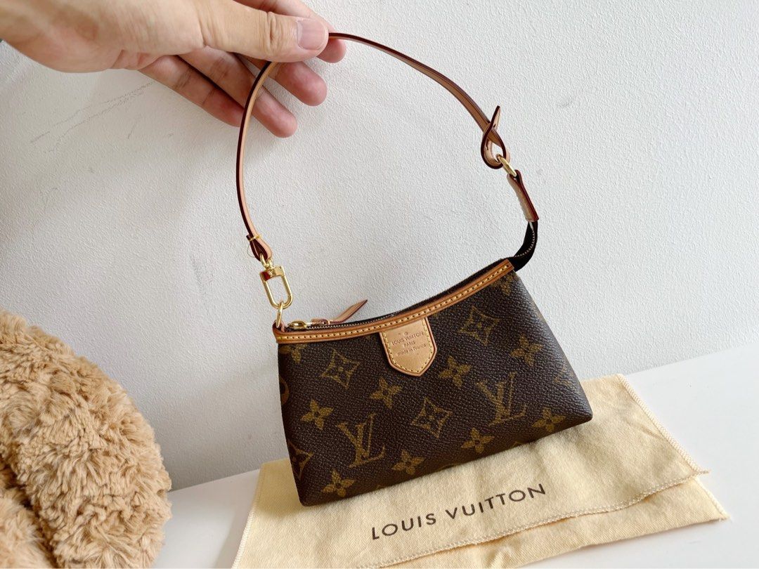 RARE] Louis Vuitton LV Vintage Pochette Delightful Mini Pouch