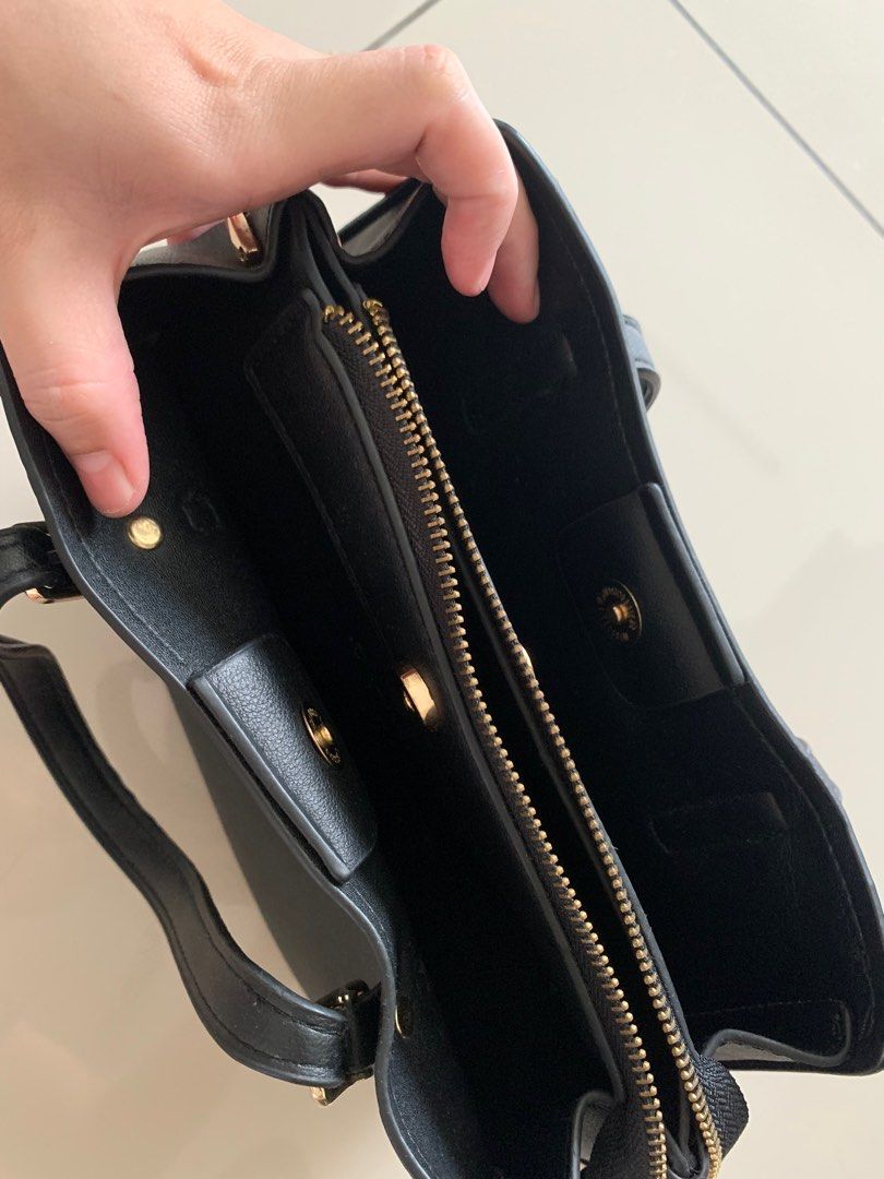 RCB POLO CLUB HANDBAG