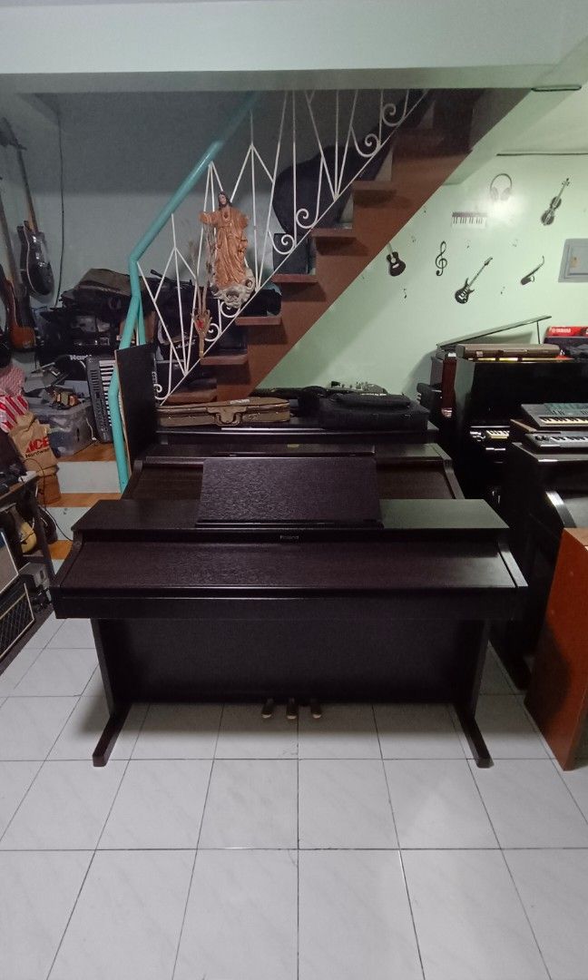 Roland hp shop 302 digital piano