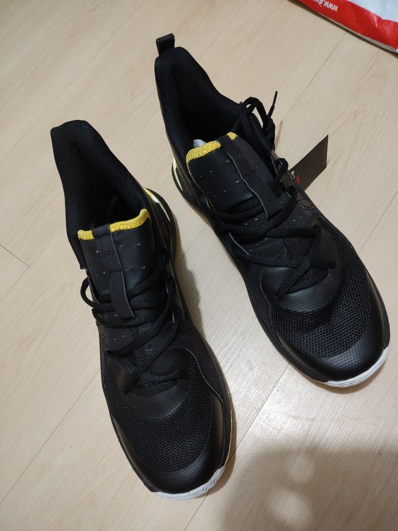 Jarmes shoes sales