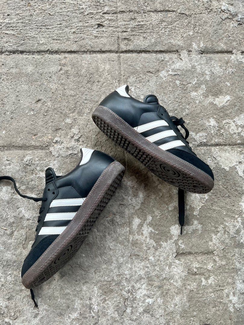 Negotiable Adidas Samba Classic J Black Short Tongue