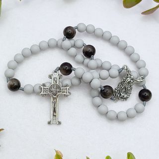 (Category: ) located in . Submitted by secretayurosaries (Listing ID 1243702969, Image 1). Description: .