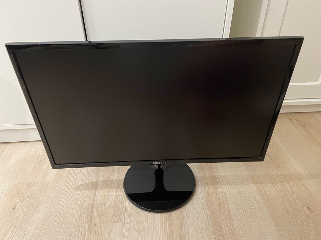 Samsung monitor screen, Computers & Tech, Parts & Accessories, Monitor
