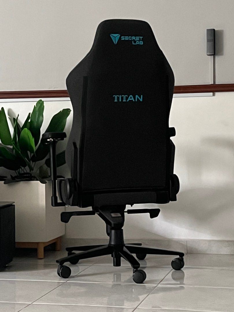 Secretlab Titan 2020 softweave, Furniture & Home Living, Furniture
