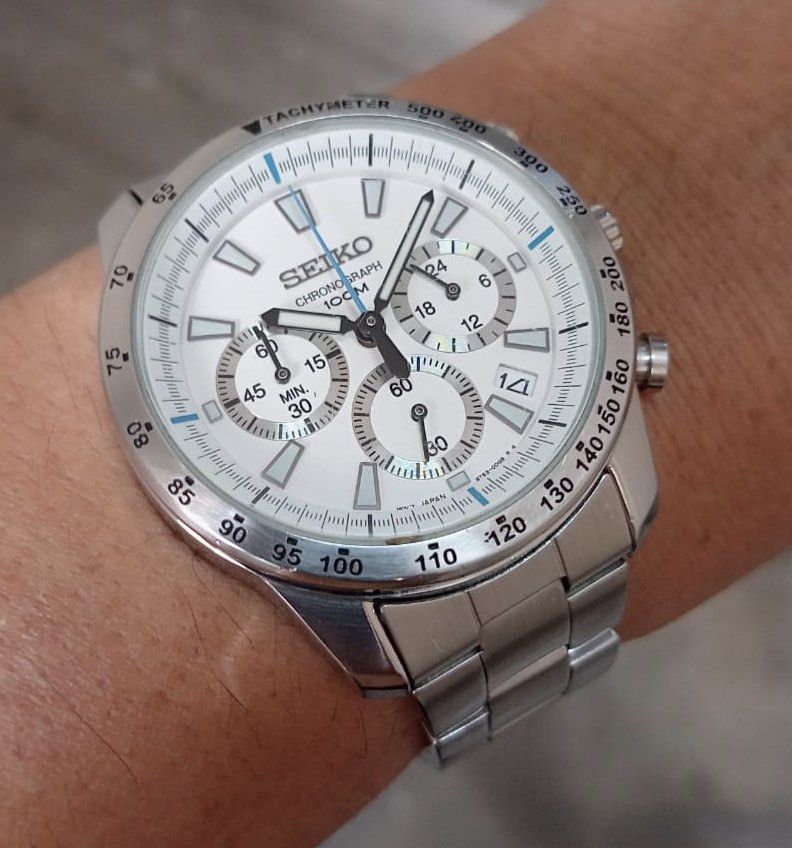 Seiko classic hotsell chronograph