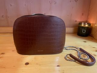 （分類：）位於 。 由 minimalismbeginner 提交（商品編號 1243582870，圖片 1）。簡介： 。