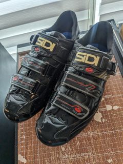 Sidi carbon size 44 cycling shoes