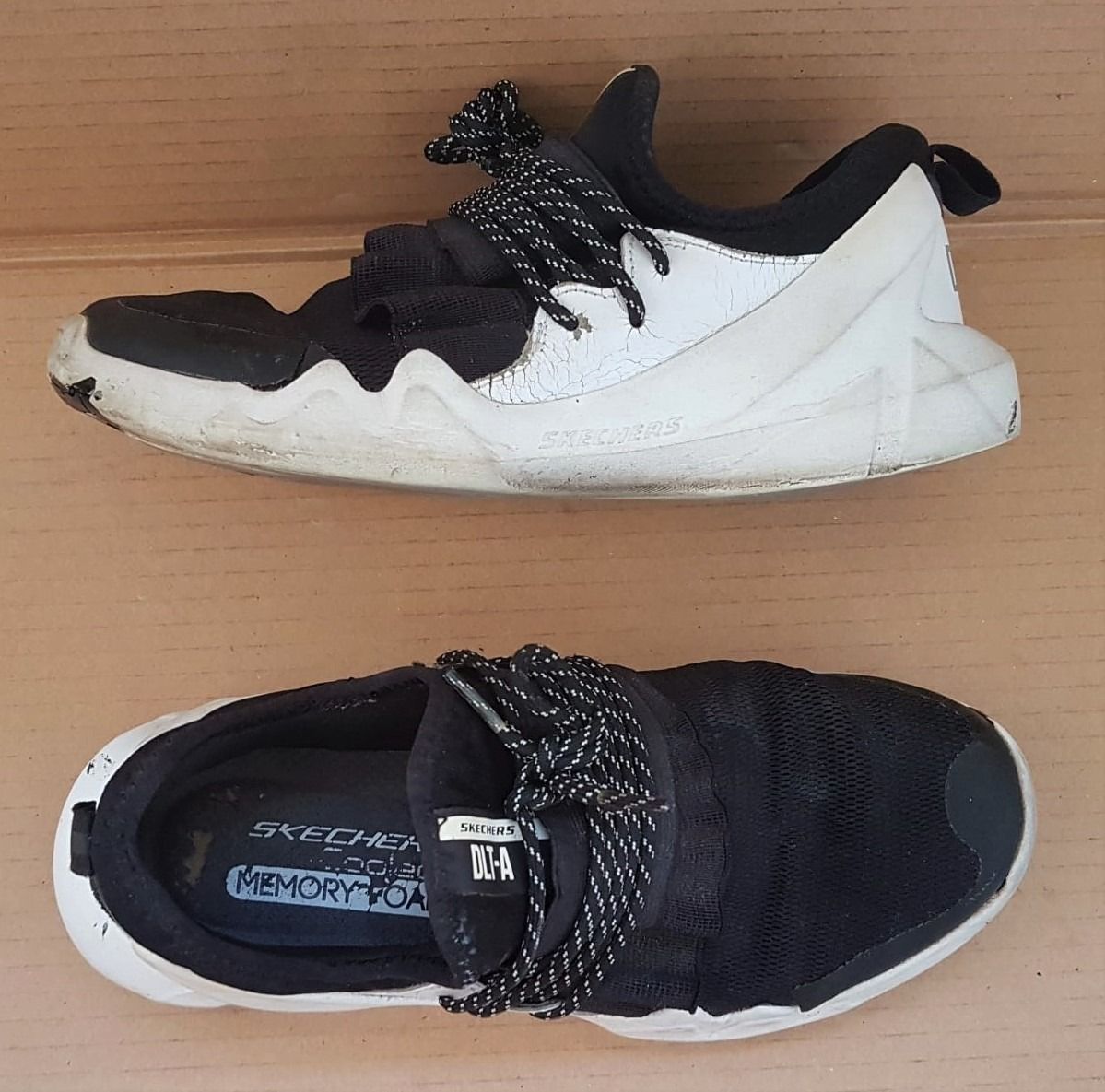 Skechers street premium memory foam deals