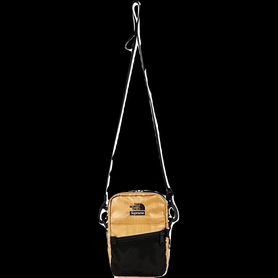 Original SUPREME sling bag, Men's Fashion, Bags, Sling Bags on Carousell