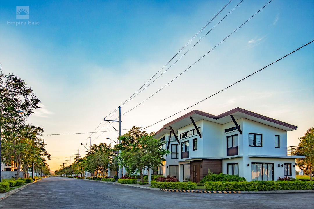 THE SONOMA RENT TO OWN COMMERCIAL LOTS IN STA ROSA LAGUNA NEAR NUVALI
