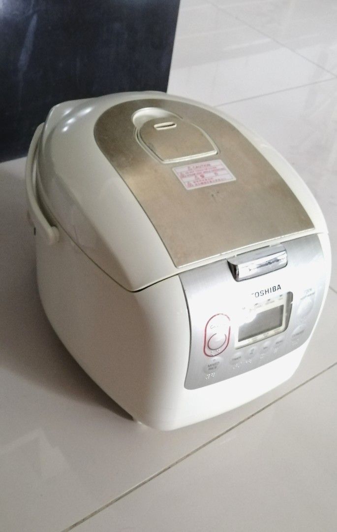Toshiba Rice Cooker, TV & Home Appliances, Kitchen Appliances, Cookers
