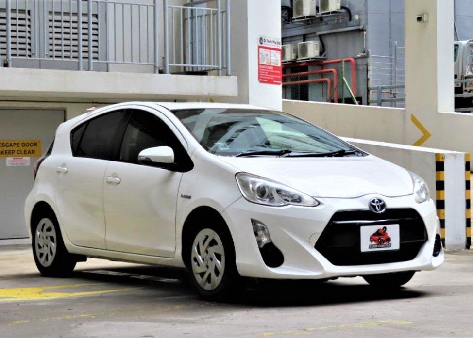 Toyota Aqua Hybrid / Prius Hybrid 1.5A / Cheapest Hybrid! / 24Km/L Consumption! / PHV ready / Grab ready / GoJek Ready62872685188995112