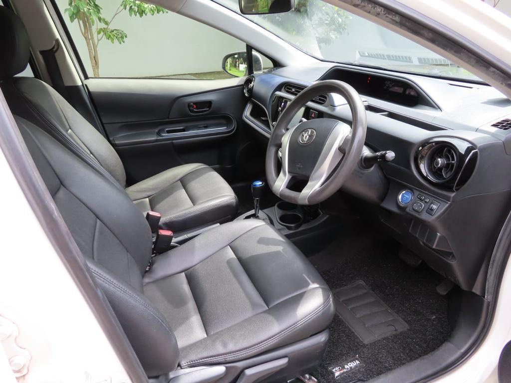 Toyota Aqua Hybrid / Prius Hybrid / Cheap Hybrid! / Fuel efficient! / Reliable! / 100% Money Maker If You Work & Drive!62872683605763113