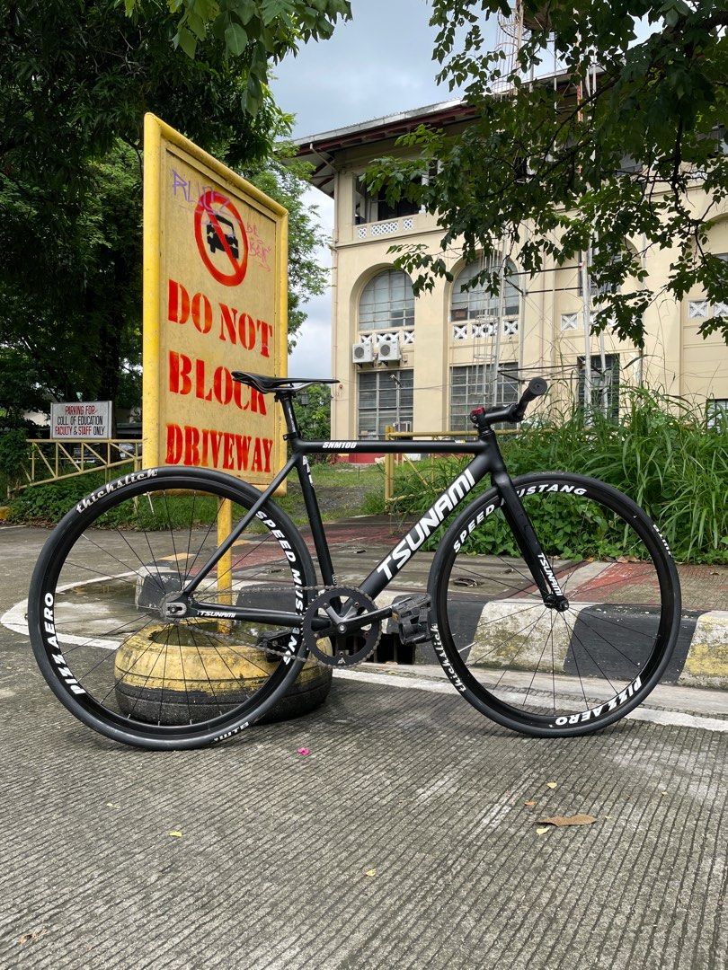 Tsunami fixie canada