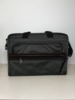 BRAND New Tumi Laptop bag  with luggage sleeve