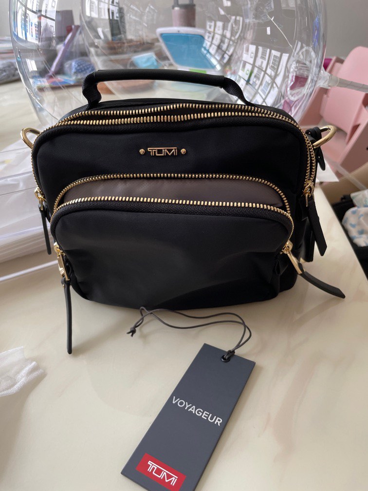 Tumi voyageur Troy crossbody women s bag