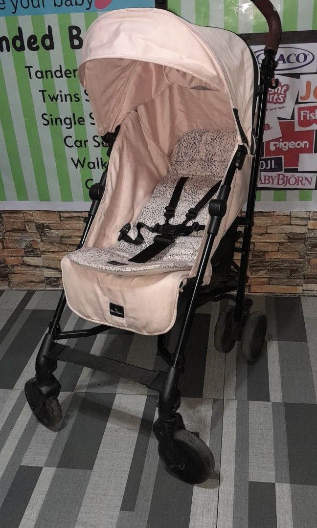 Umbrella type stroller (Category: Strollers) located in Caloocan City. Submitted by Unicoijo02 (Listing ID 1243674588, Image 3). Description: .