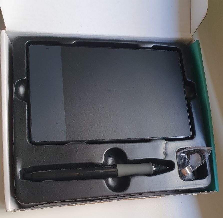 USB Pen Tablet HUION 420 2048 Pressure Levels, Computers & Tech, Parts ...