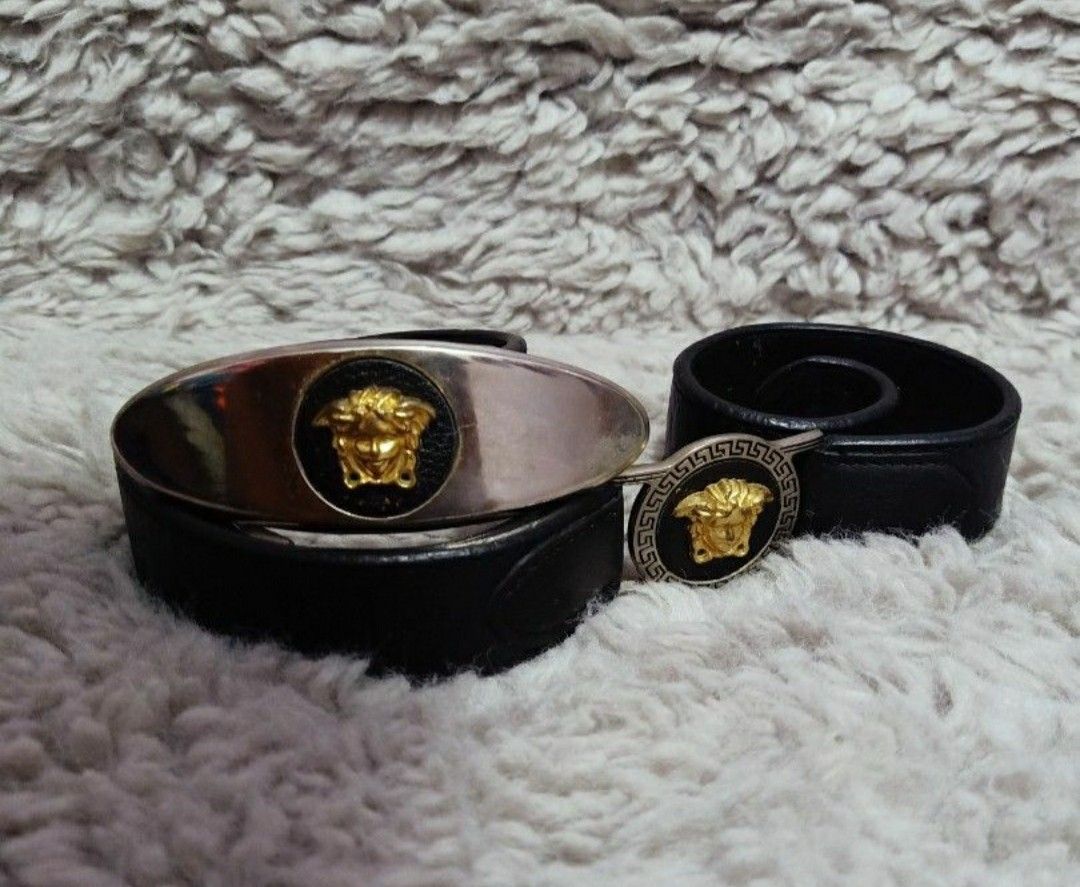 Versace Medusa Belt Versace Belt 90's VERSACE Medusaのクールな
