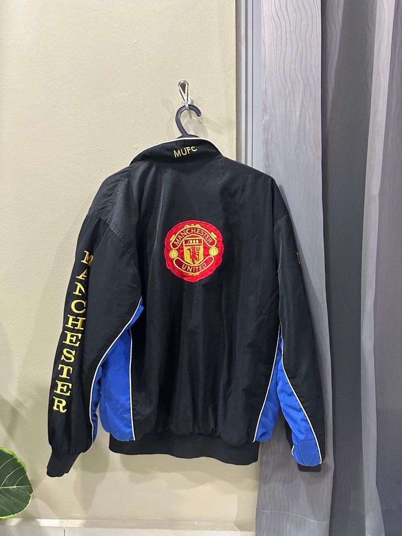Manchester united vintage jacket 2025