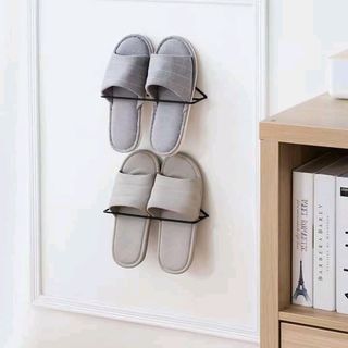 Wall Mounted Shoes Rack with Sticky Hanging Strips, Plastic Shoes Holder Storage Organizer,Door