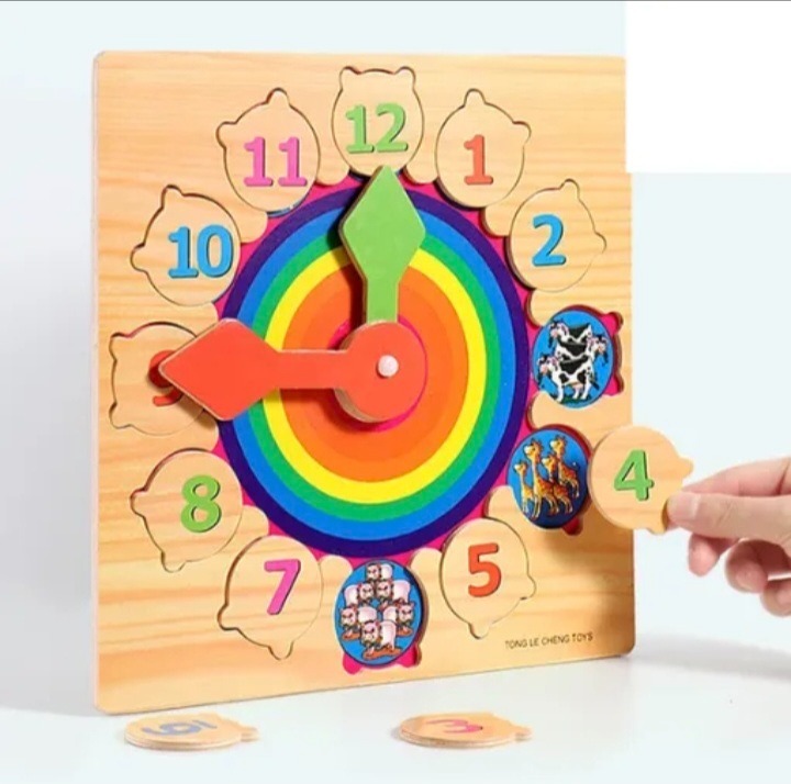 Wooden Clock Educational Learning Toy Eary Learning and Development