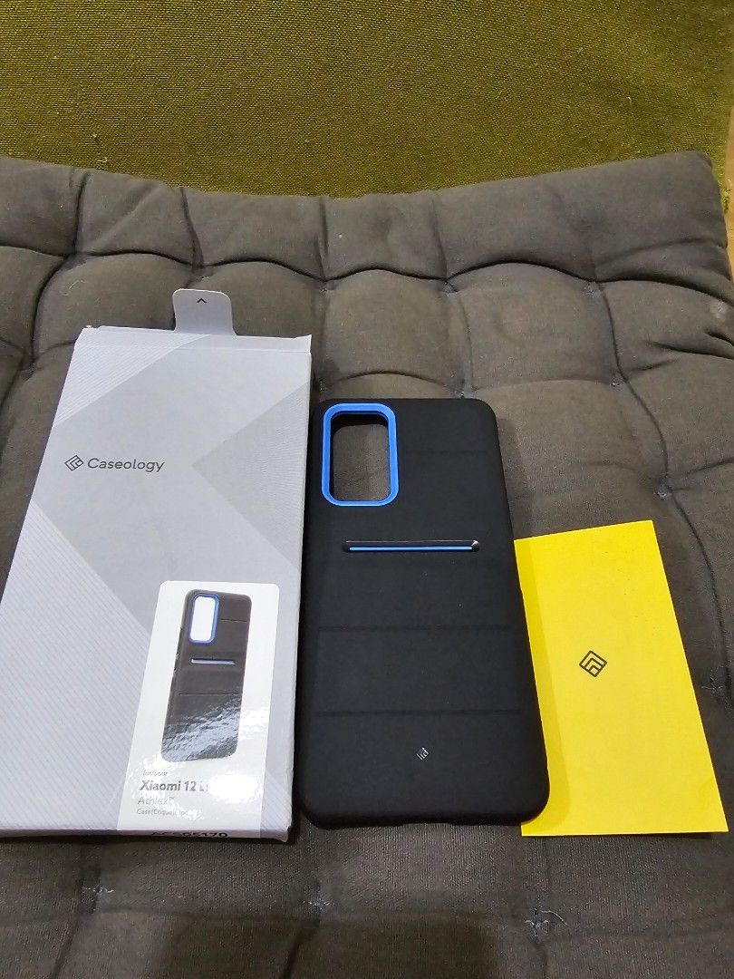 Xiaomi 12 Lite Caseology Athlex (Category: Cases & Sleeves) located in Quezon City. Submitted by bagaholic84 (Listing ID 1243656410, Image 1). Description: used 3x only from caseology USA Decluttering.