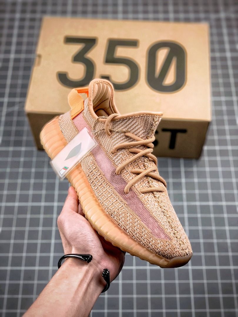 Yeezy boost best sale clay on feet