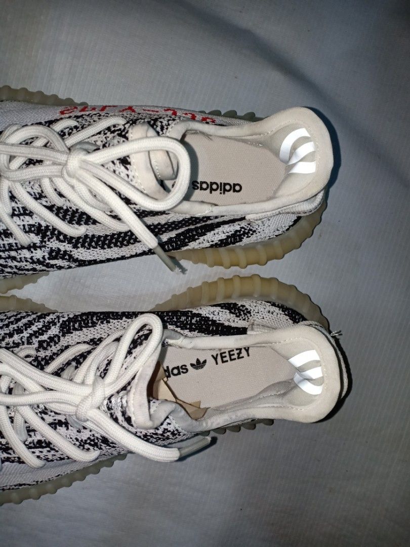 Yeezy Boost 350 Zebra (43/27.5 cm.), Men's Fashion, Footwear