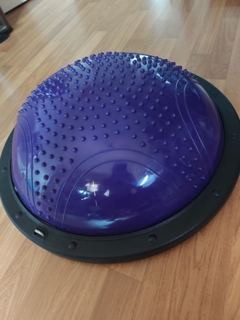 Yoga Balance Half Ball Trainer 58cm, Sports Equipment, Exercise & Fitness, Toning & Stretching