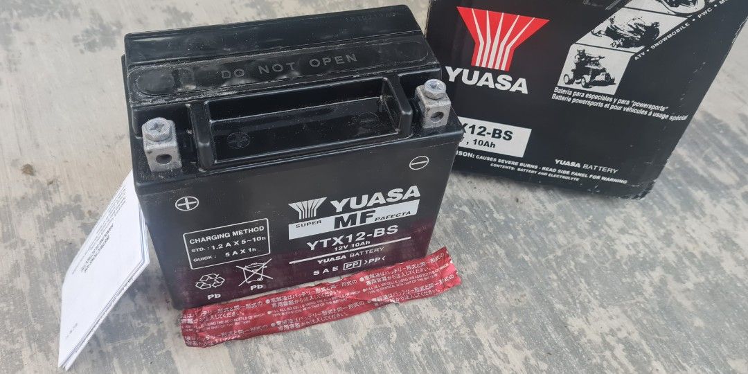 YUASA YTX12-BS BATTERY