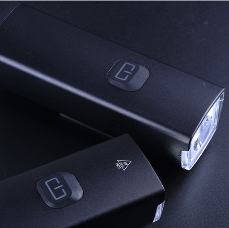 Charge 1000 Lumen USB Cycling Headlight main image 0