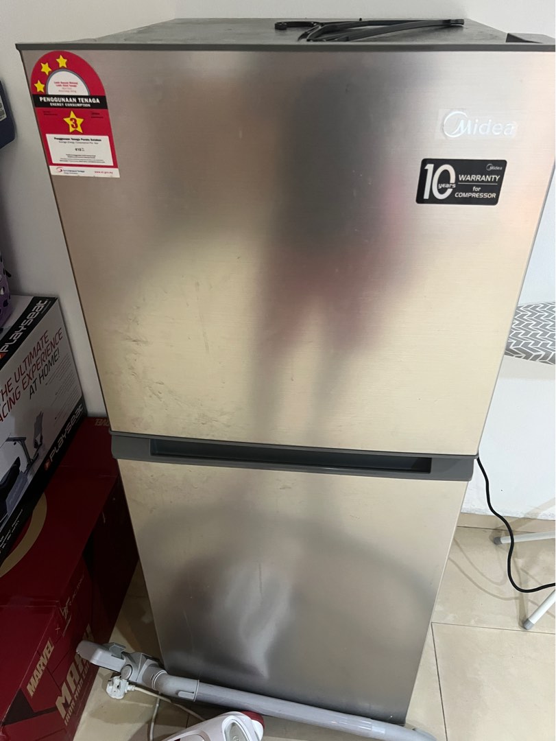 2 door fridge brand Midea SRI PETALING, TV & Home Appliances, Kitchen