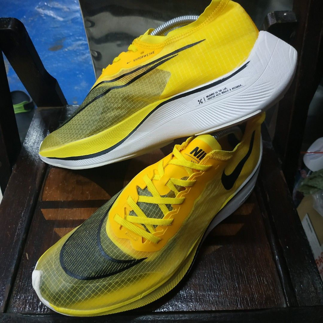 Nike vaporfly cyan on sale