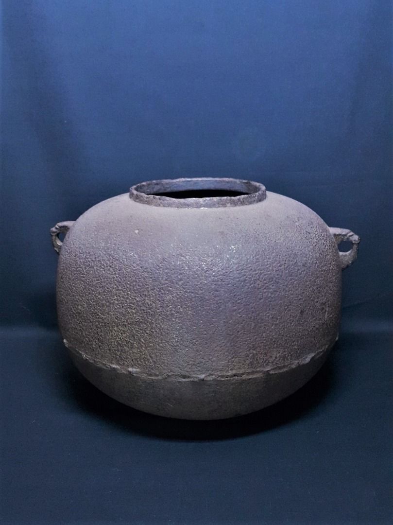 日本茶道具 鑄鐵鐵釜 丸釜立口 獸耳柚肌紋 無蓋 重3.8Kg 古美術 風爐火鉢火爐鐵器鐵壺鐵瓶可參考82060
