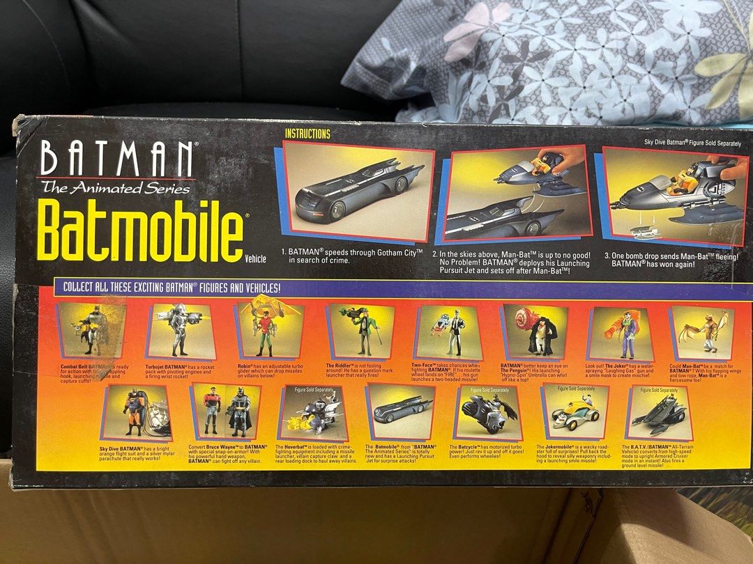中古 Batman車 （分類：汽車模型）位於 Hong Kong。 由 bobo_l 提交（商品編號 1243887646，圖片 4）。簡介： 中古產品 1993年 全新，未砌 擺放多年 每架$1500 全要$3800。