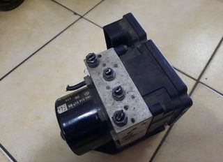 (Category: ) located in . Submitted by audivolks_parts (Listing ID 1243718449, Image 1). Description: .