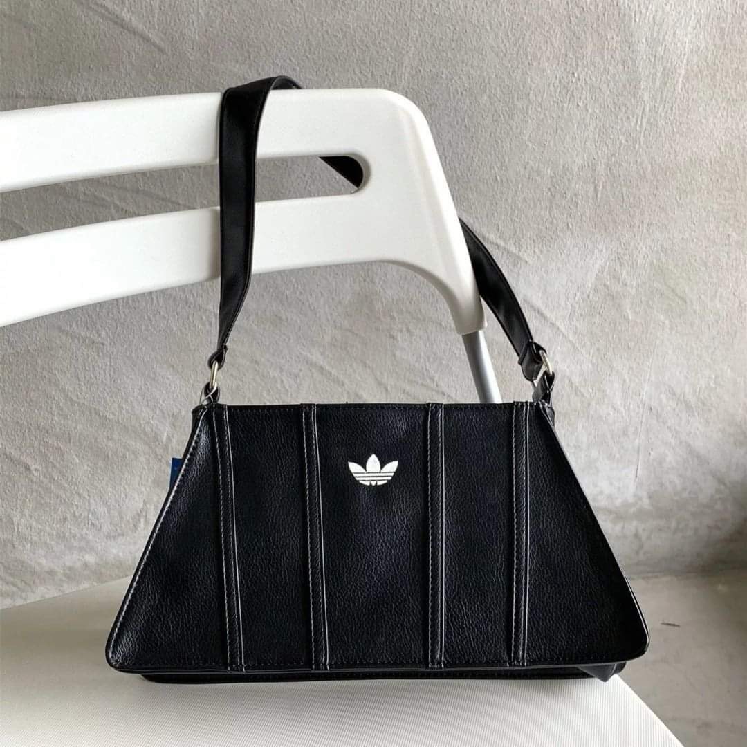 Adidas airliner shoulder bag, Women's Fashion, Bags & Wallets, Shoulder ...