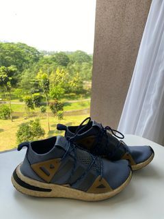 Adidas Arkyn Ultraboost size 40 (Adidas Kendal Jenner)