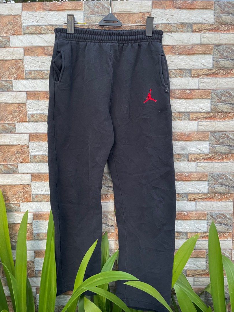 Jordan sweatpants store black and red