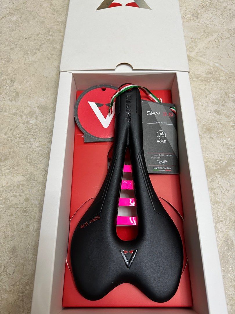 Selle De Vélo Astute Skylite VT Carbon - 168 Grammes, Camouflage/orange, Pour Route Et VTT