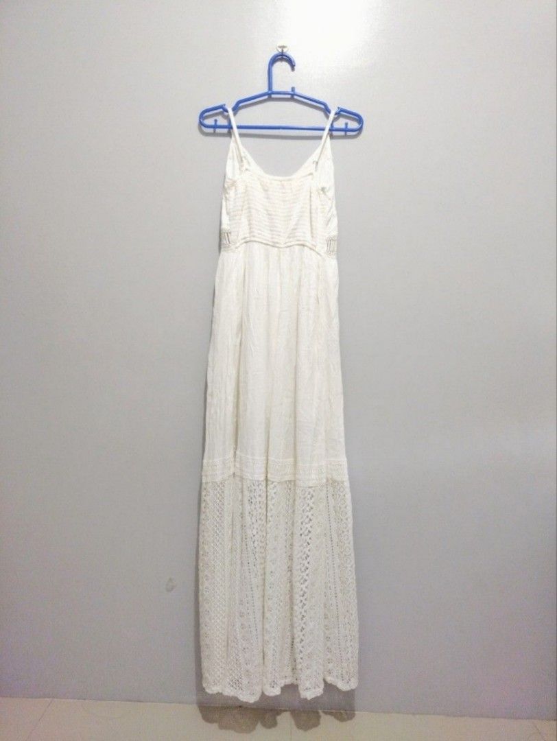 best beach maxi dresses Halter Maxi Dress With Ruffle