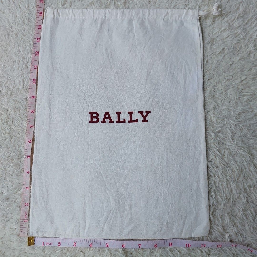 Authentic Bally dust bag 15x11.5 inches (Category: Luxury Bags & Wallets) located in Manila. Submitted by jfluxury.co (Listing ID 1243812027, Image 3). Description: excellent condition no flaws bought in Japan 🇯🇵 💯% Authentic. 😊 Money back guarantee. 😊 Clean and ready to use na po.