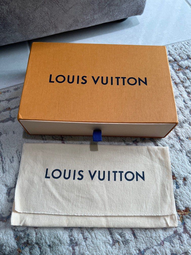 Wallet dust bag outlet