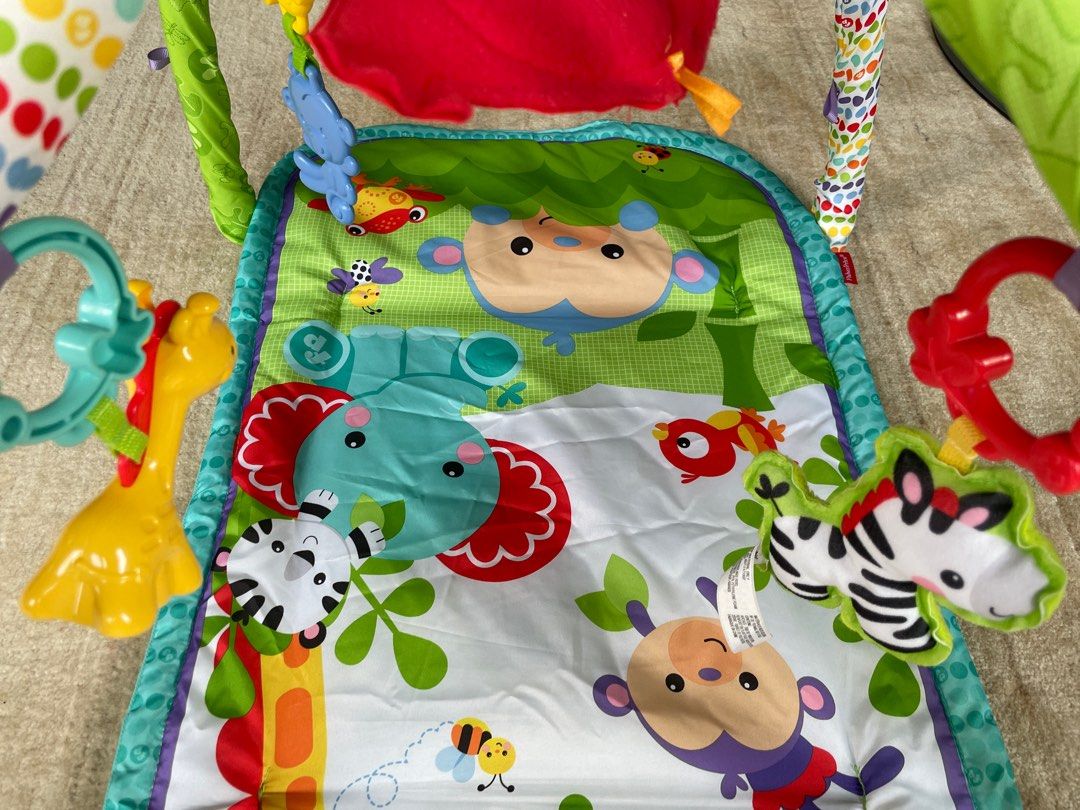 (FREE*) Baby Activity/ Play/ Gym/ Mat Fisher Price Rainforest Friends