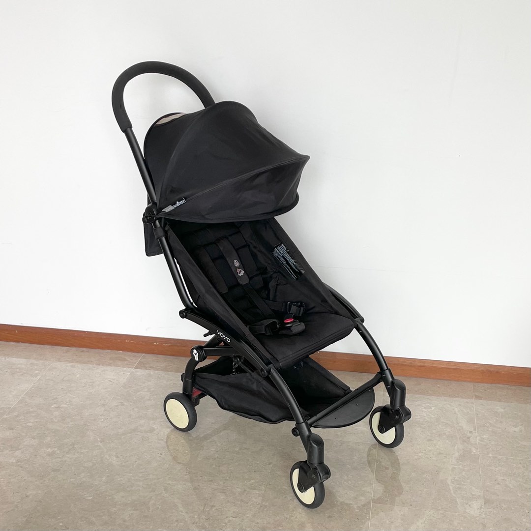 Babyzen Yoyo 6+/Yoyo+ Stroller full black color pack comes with