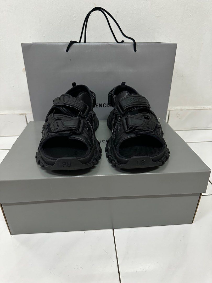 Balenciaga Black Strap Track Sandal with Faux Fur ref.1031931 - Joli Closet